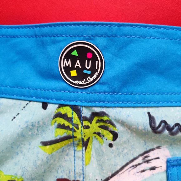 Maui and Sons board short light blue classic sharks design men's size M NWT - Picture 6 of 11